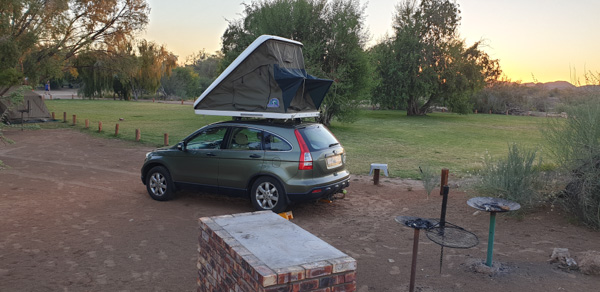 The CRV with it's roof top tent